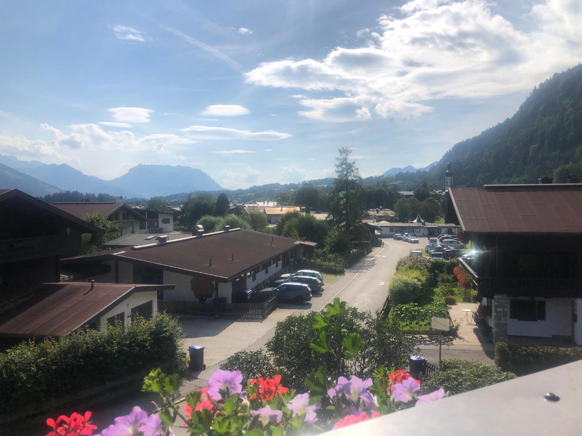 Pension Breitenlohner Reit im Winkl Bilik gambar